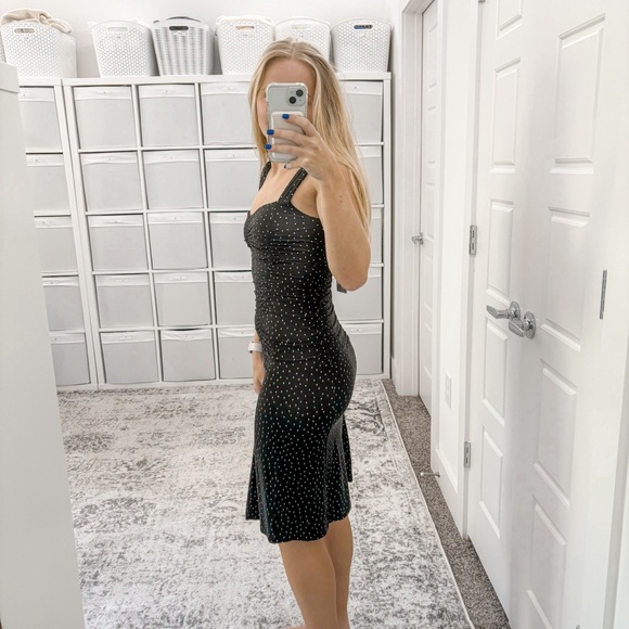 NEW Reformation Suvi Knit Dress in Selene - Picture 3 of 8